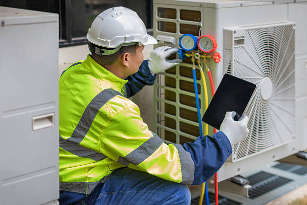 Professional Ac Installation technician working in Upton, MA
